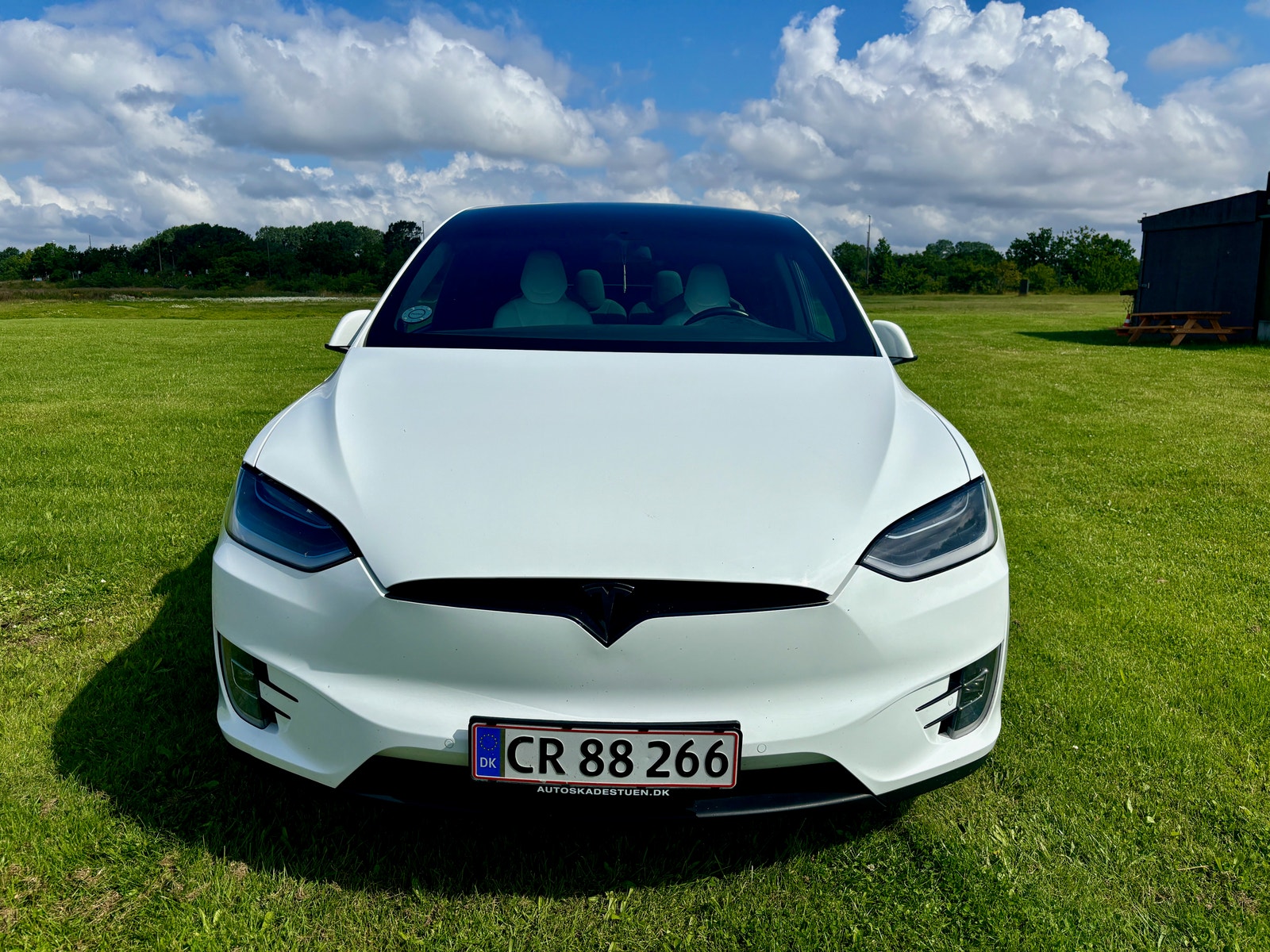 Tesla Model X til salg hos Nabilli