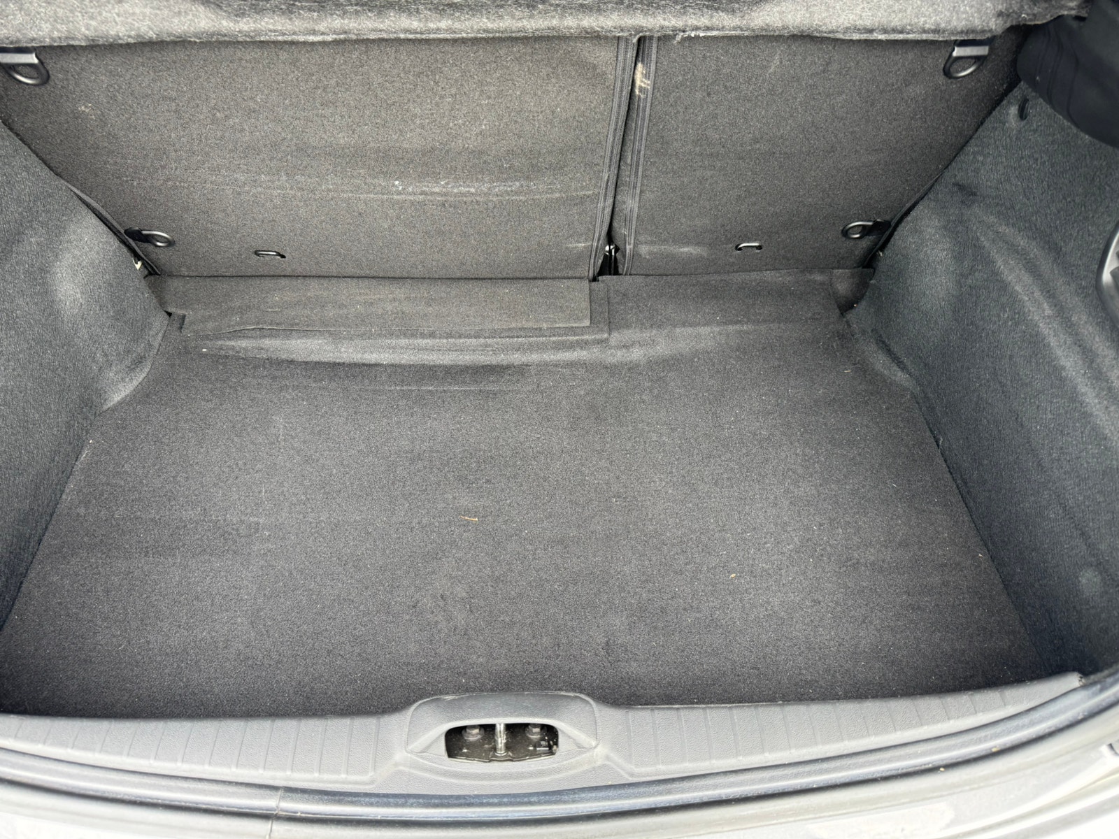 Peugeot 208 til salg hos Nabilli