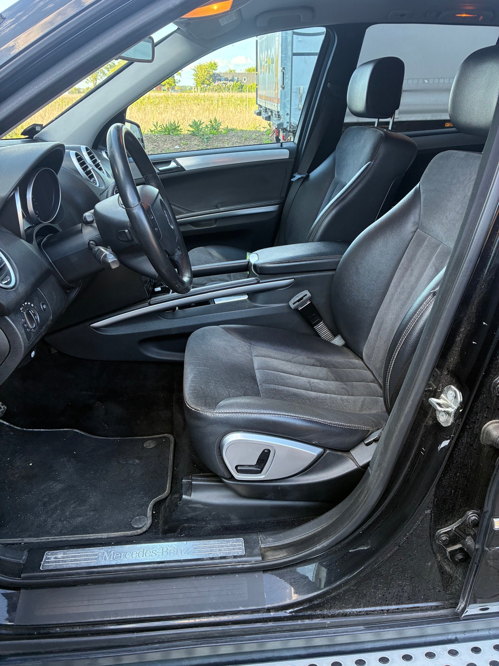 Mercedes ML320 til salg hos Nabilli