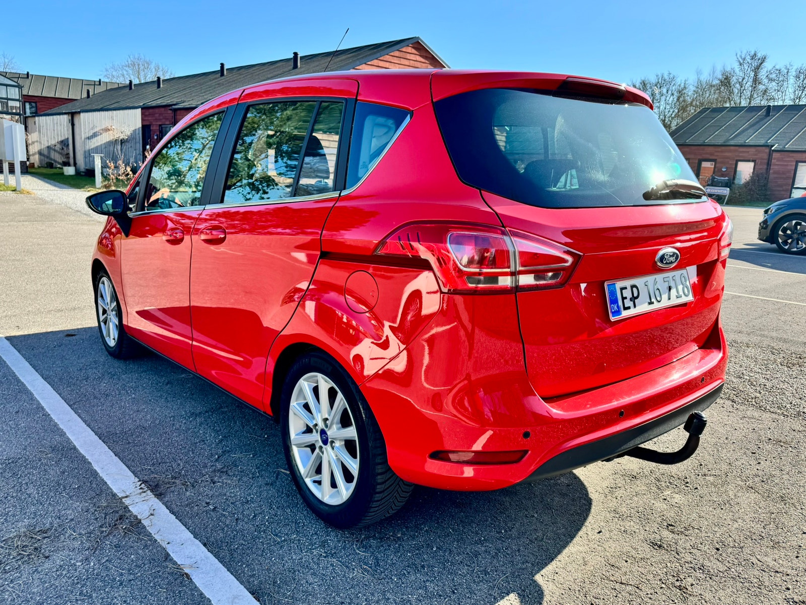 Ford B-MAX til salg hos Nabilli