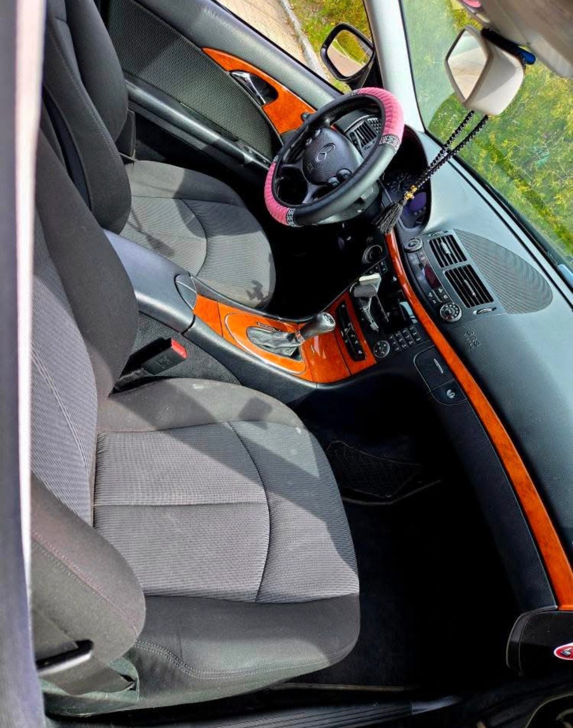 Mercedes E220 til salg hos Nabilli