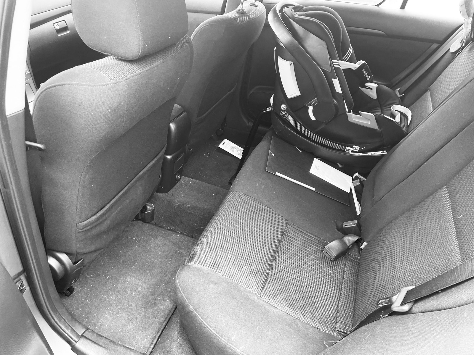 Toyota Avensis – billede 8