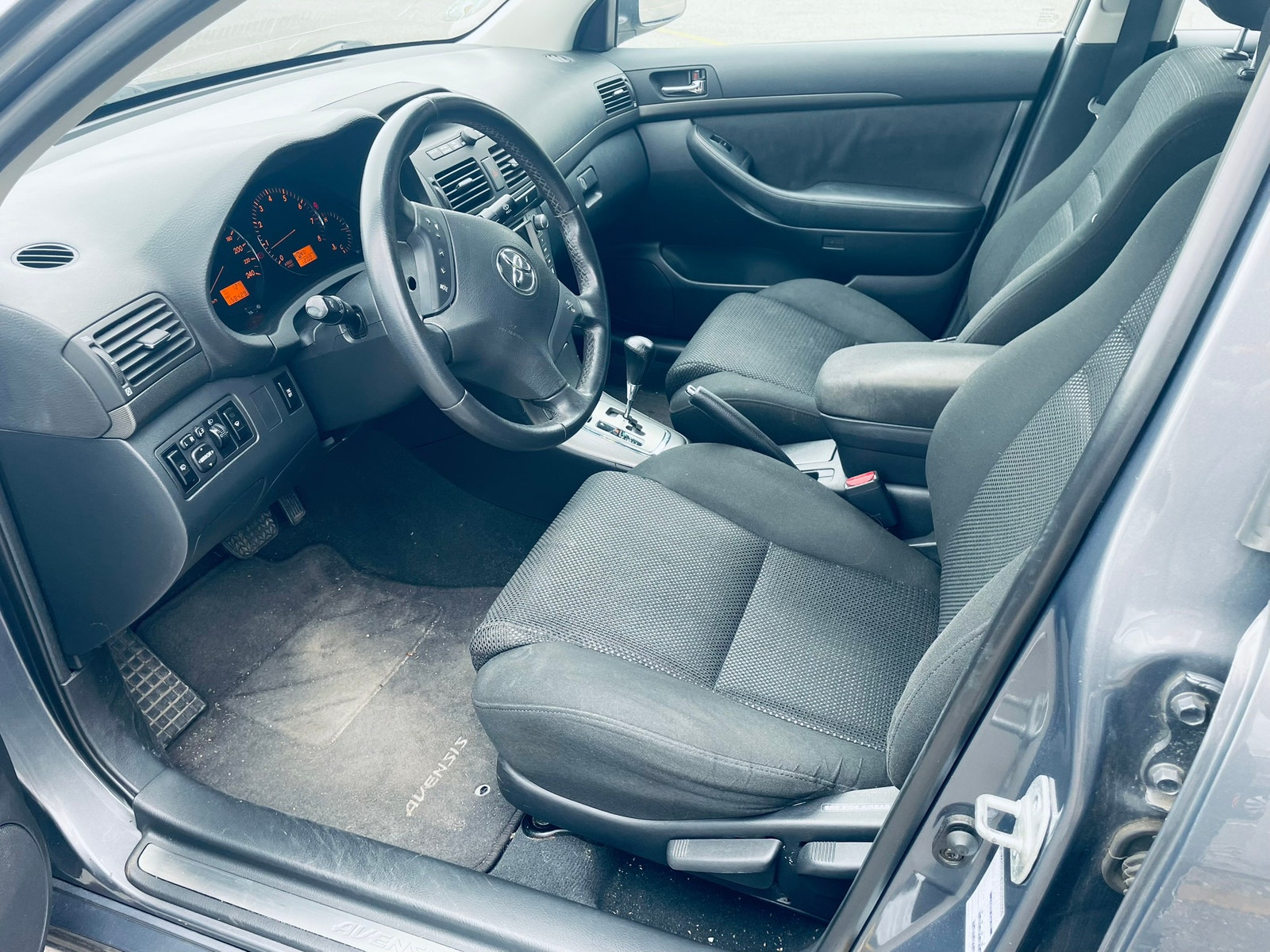 Toyota Avensis – billede 3