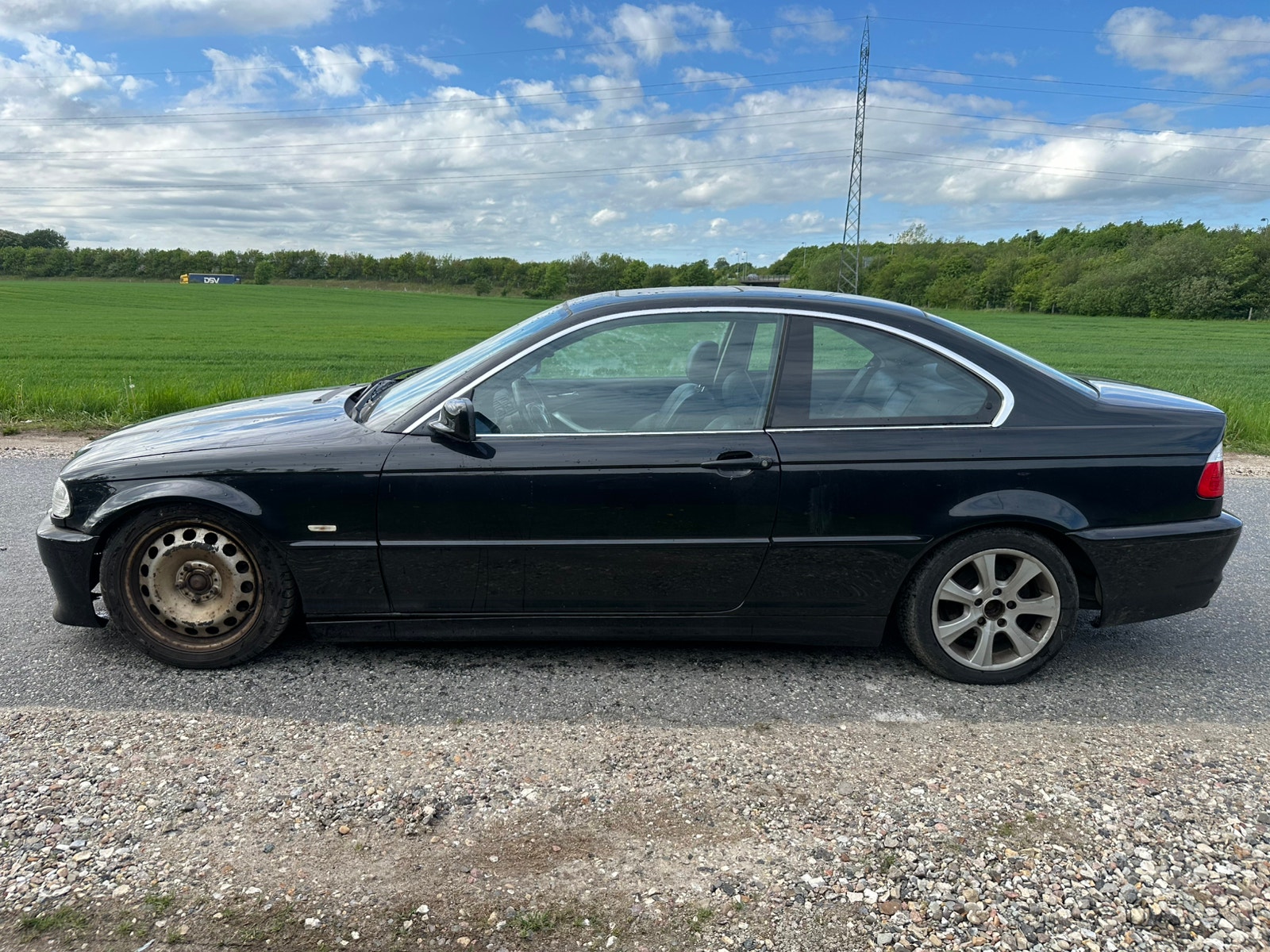 BMW 320i til salg hos Nabilli