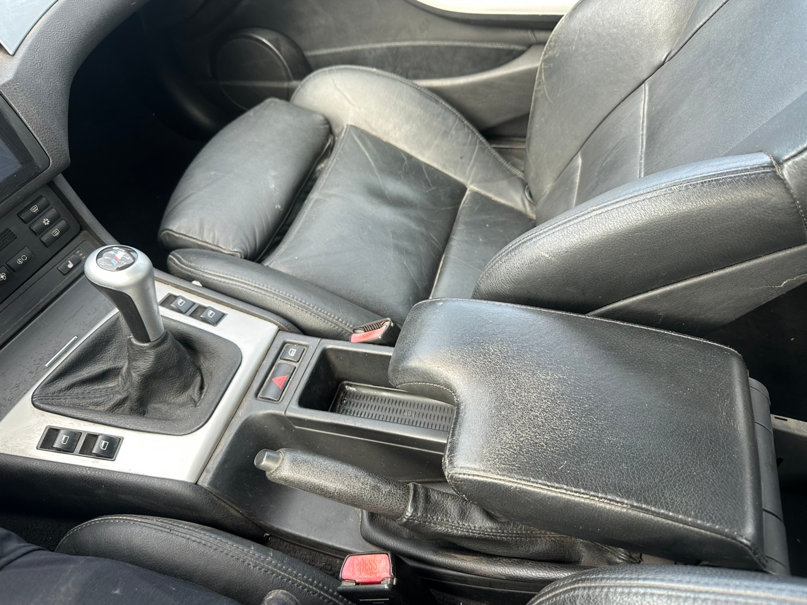 BMW 320i til salg hos Nabilli
