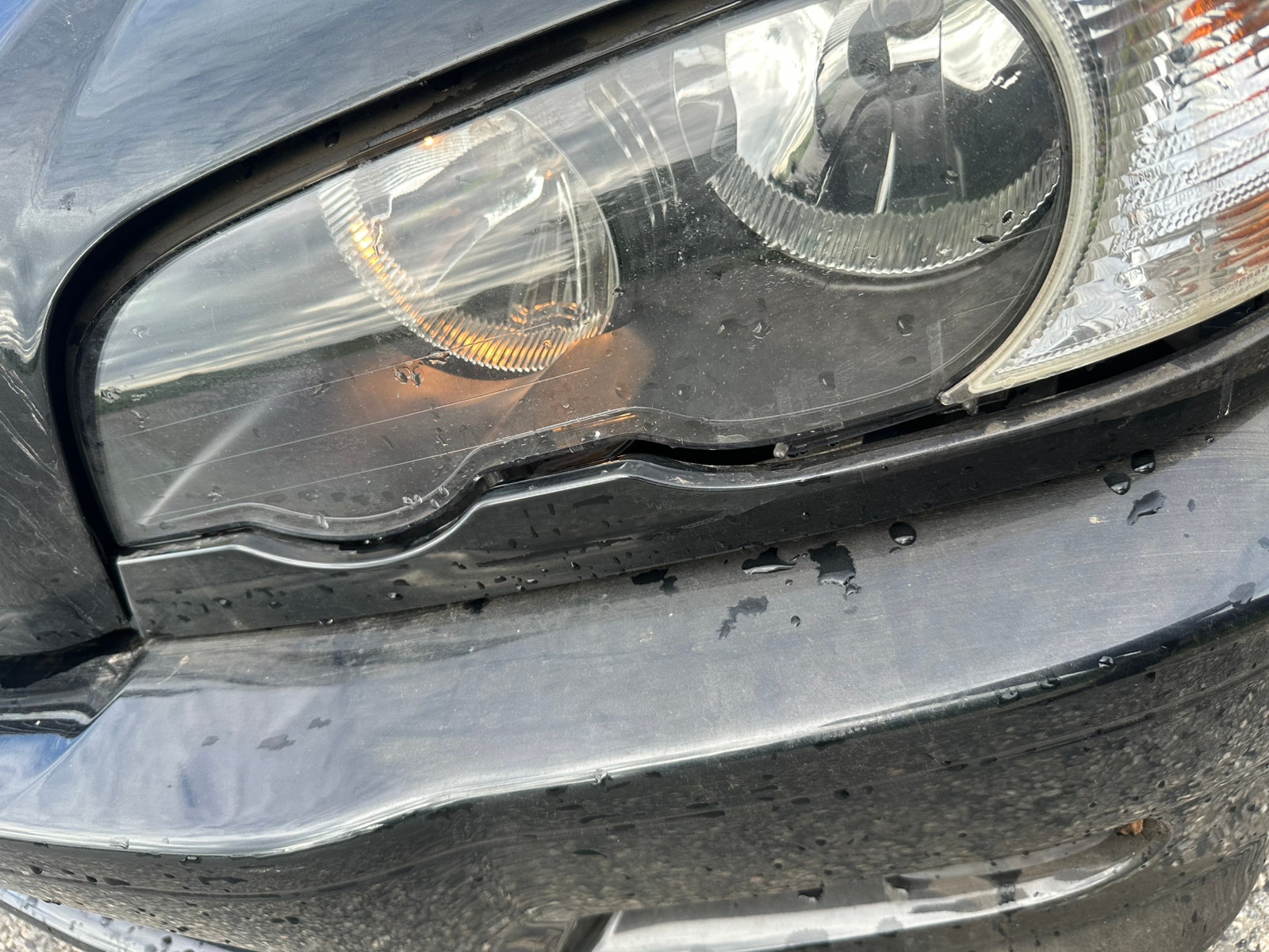 BMW 320i til salg hos Nabilli