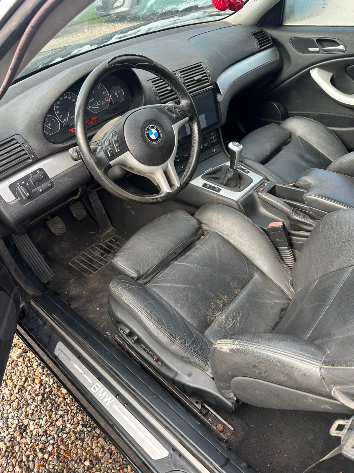 BMW 320i til salg hos Nabilli