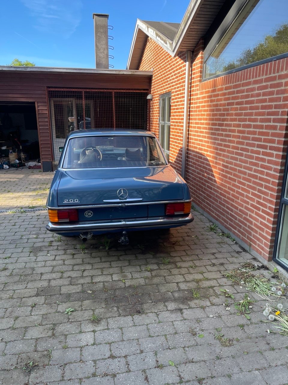 Mercedes 200/8 til salg hos Nabilli