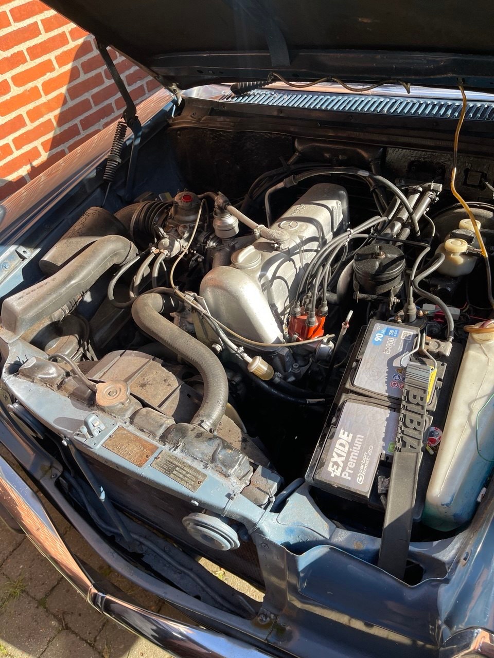 Mercedes 200/8 til salg hos Nabilli