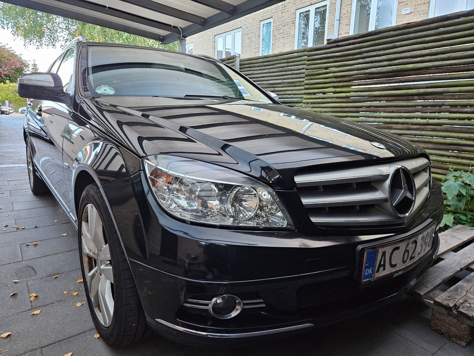 Mercedes C180 til salg hos Nabilli