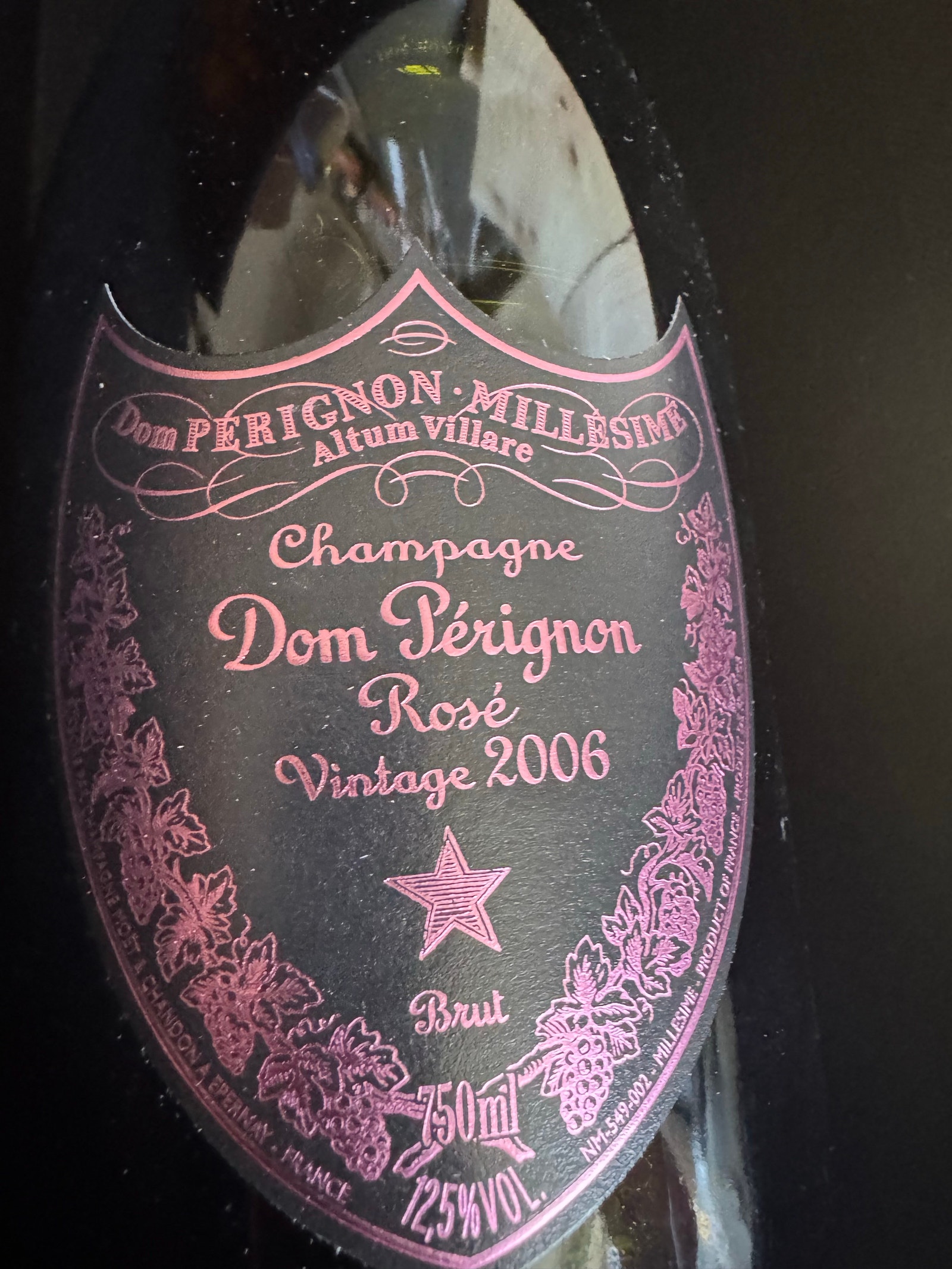 Dom Pérignon Rosé Vintage 2006 champagne i gaveæske | DBA