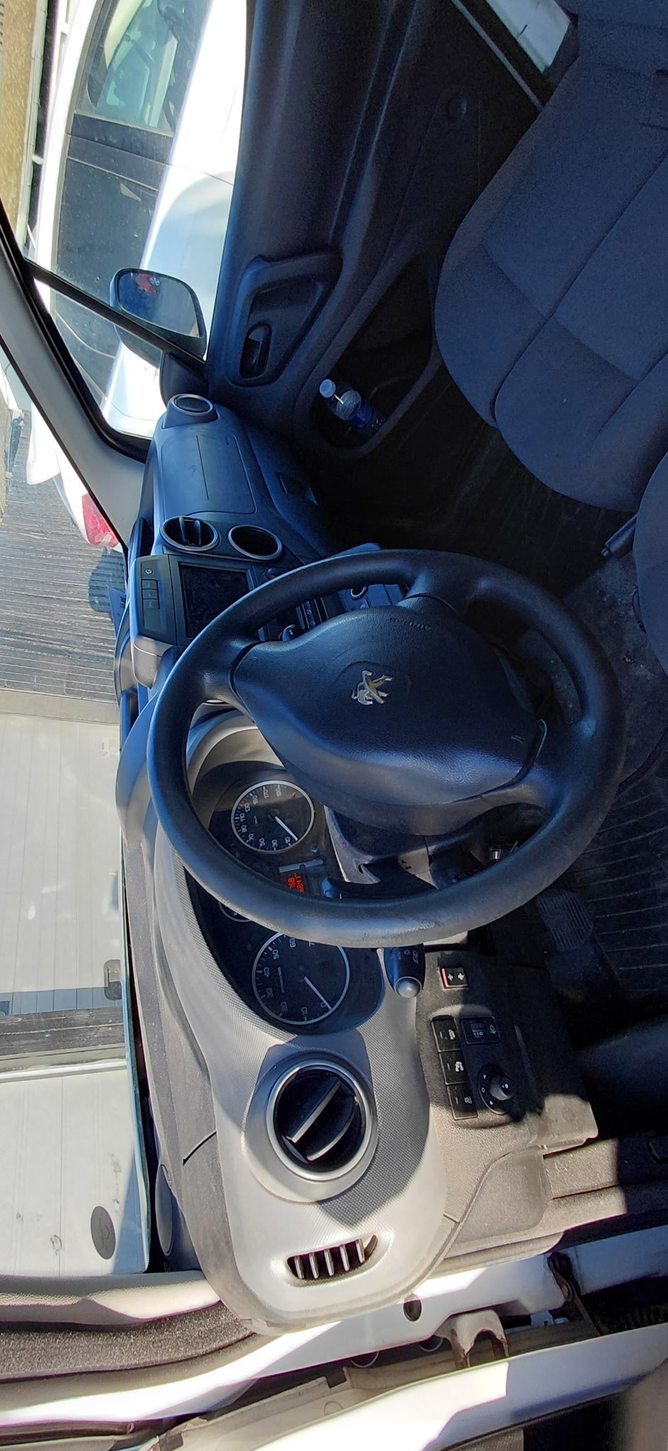 Peugeot Partner til salg hos Nabilli