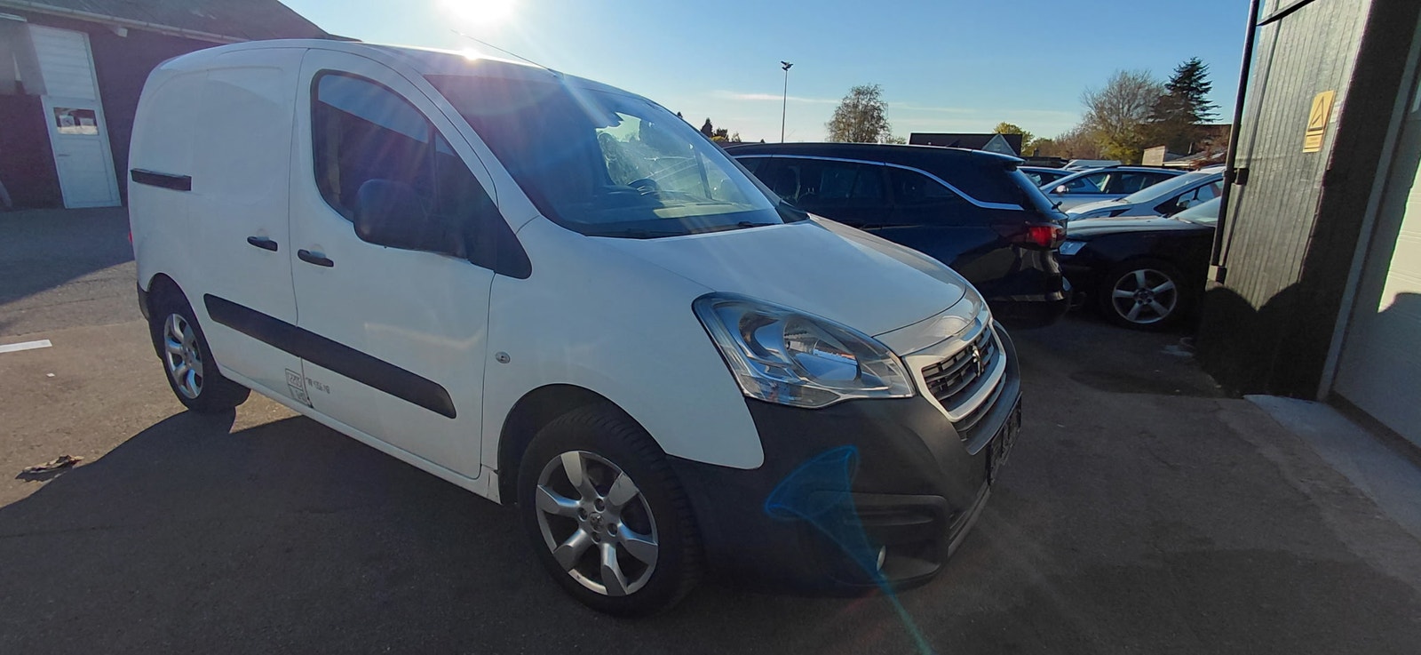Peugeot Partner til salg hos Nabilli