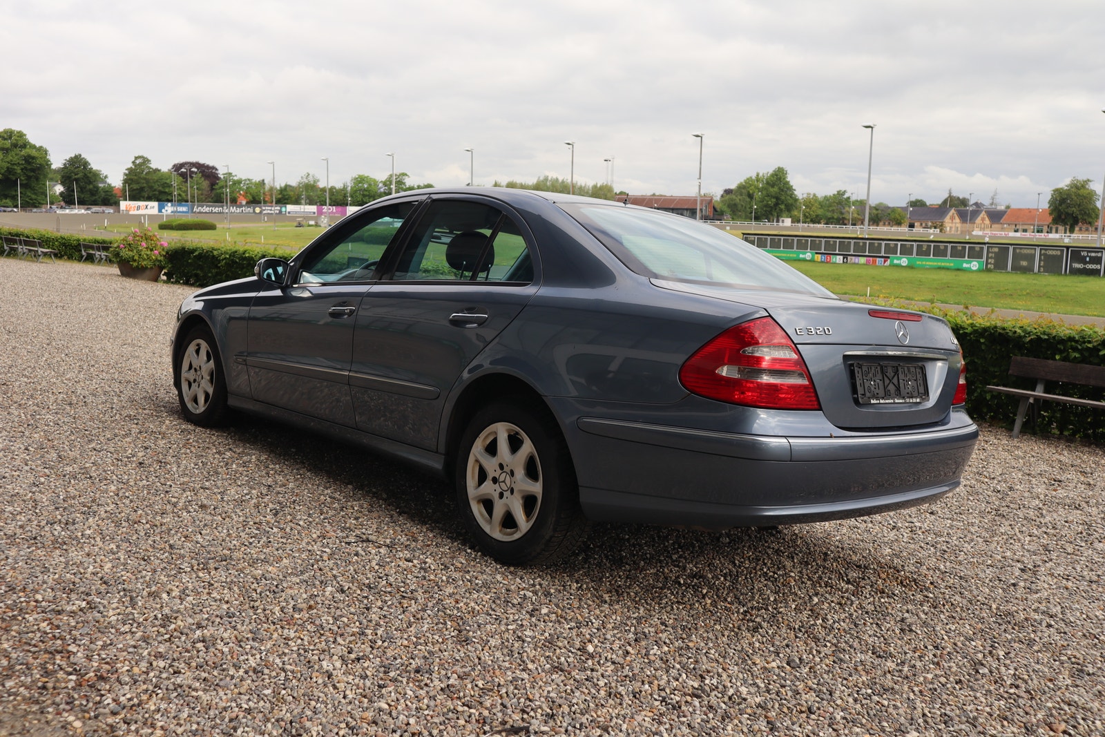 Mercedes E320 til salg hos Nabilli