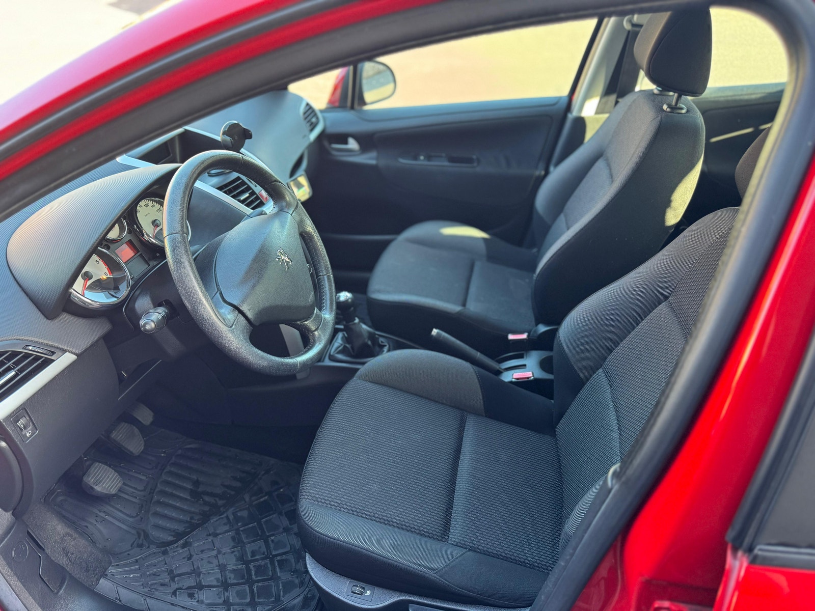 Peugeot 207 til salg hos Nabilli
