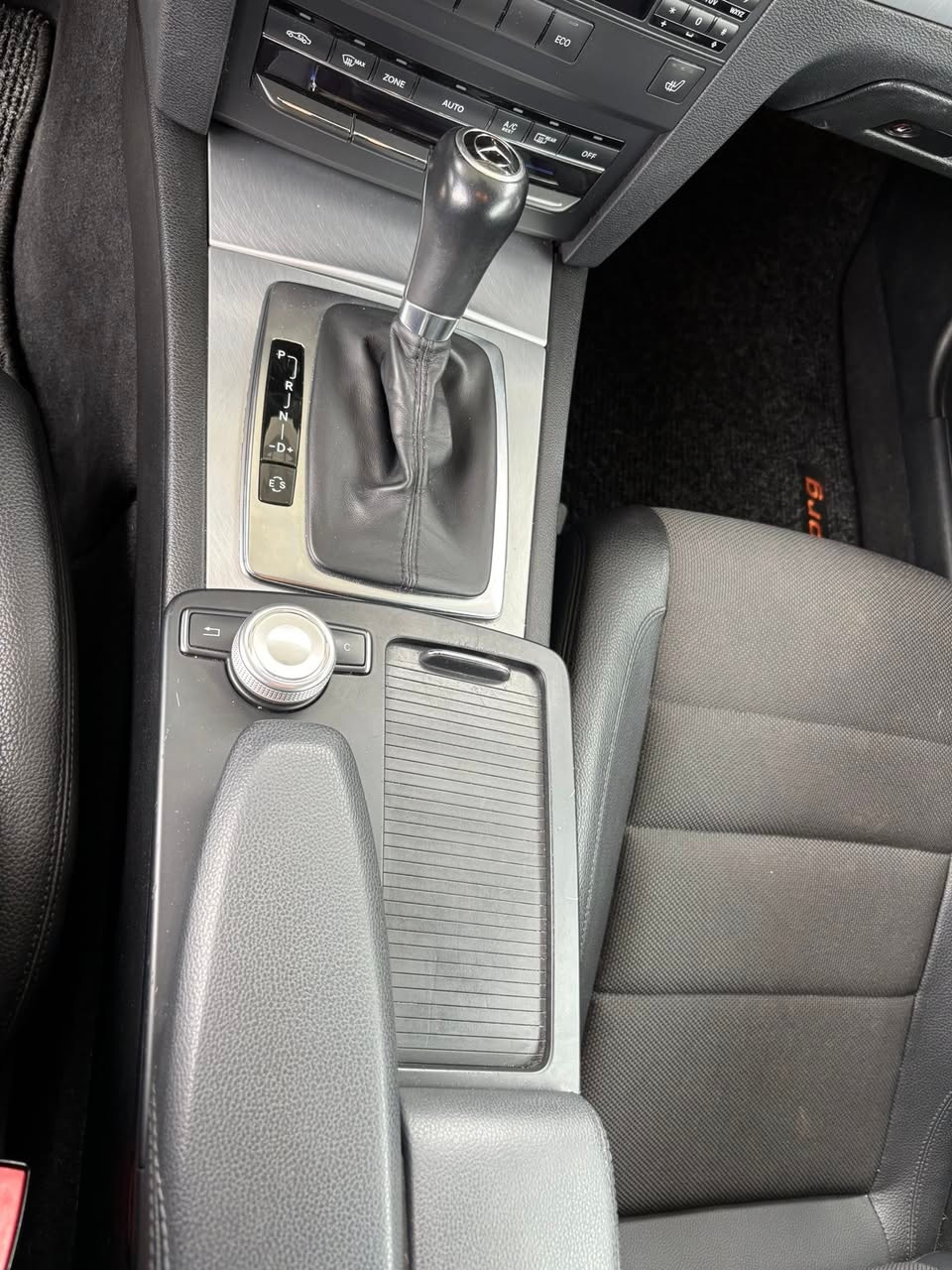 Mercedes E220 – billede 10