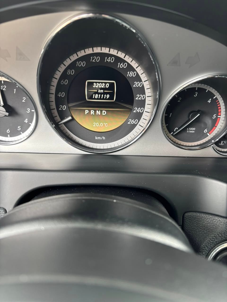 Mercedes E220 – billede 5