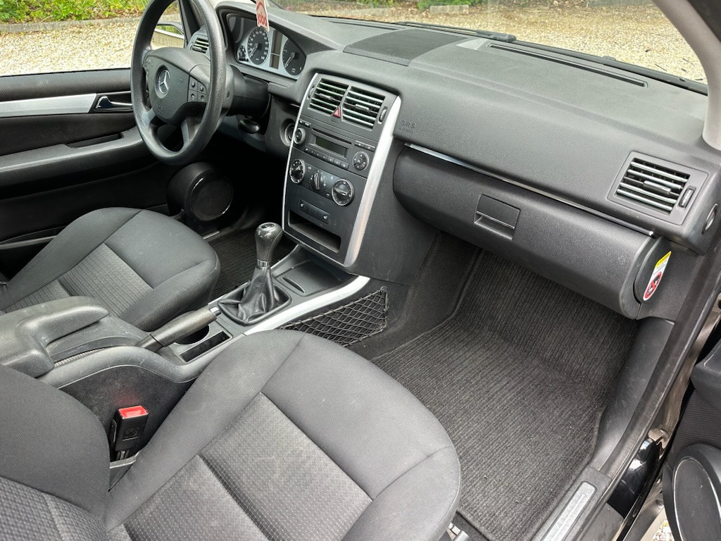Mercedes B180 til salg hos Nabilli