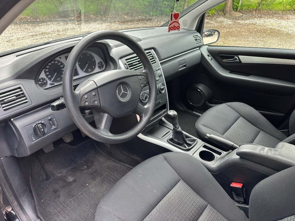 Mercedes B180 til salg hos Nabilli