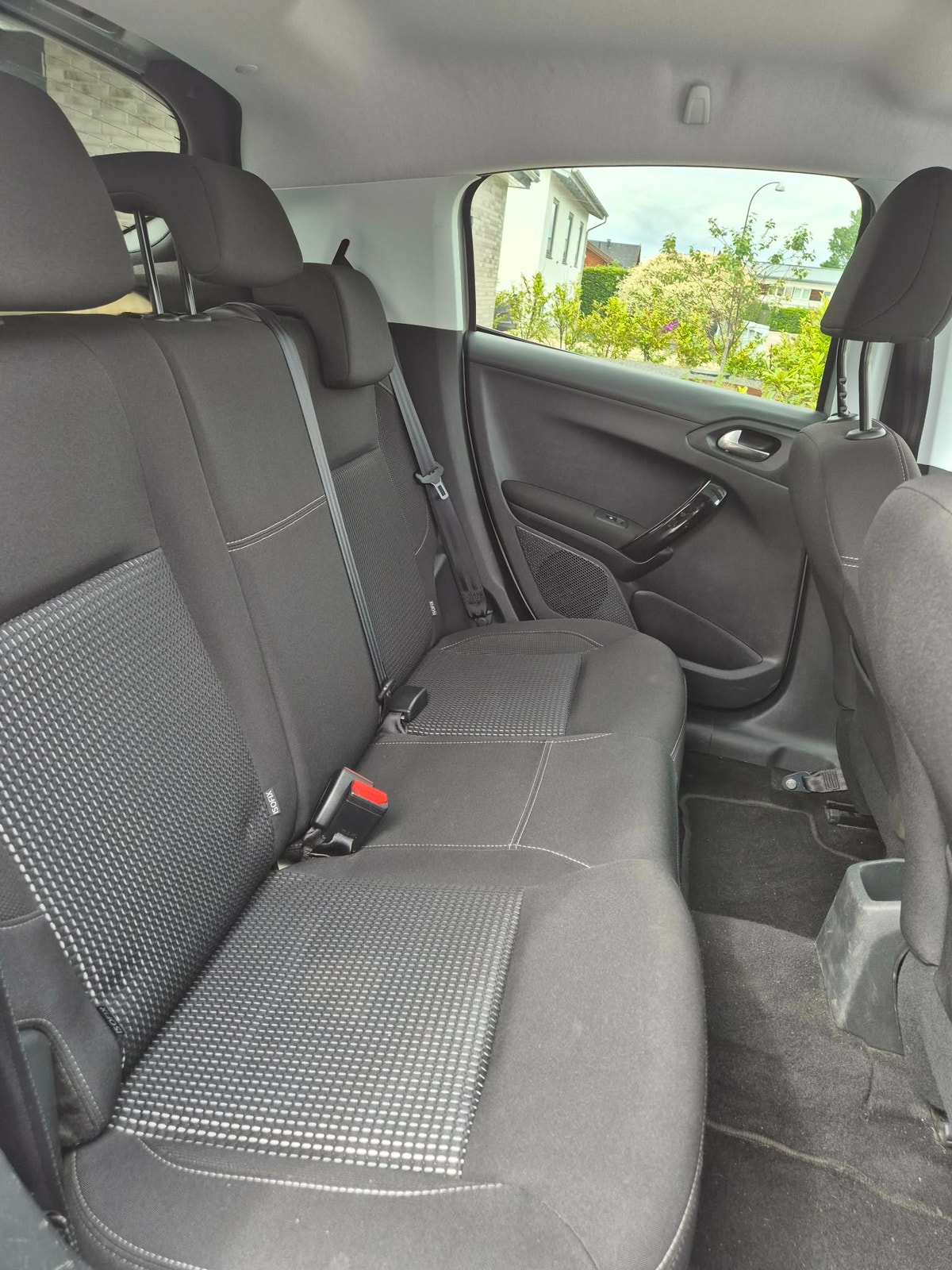 Peugeot 208 – billede 10