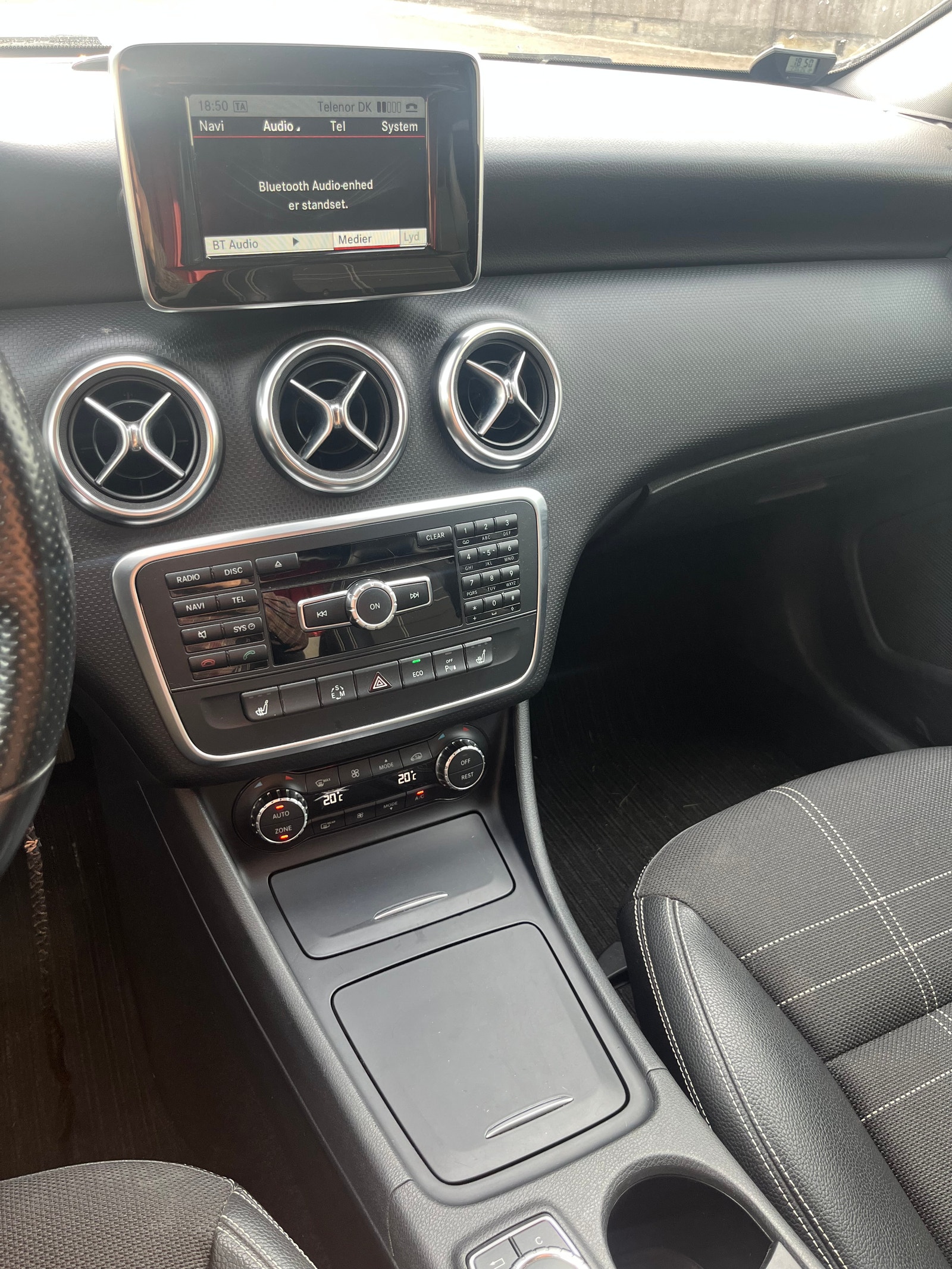 Mercedes A200 til salg hos Nabilli