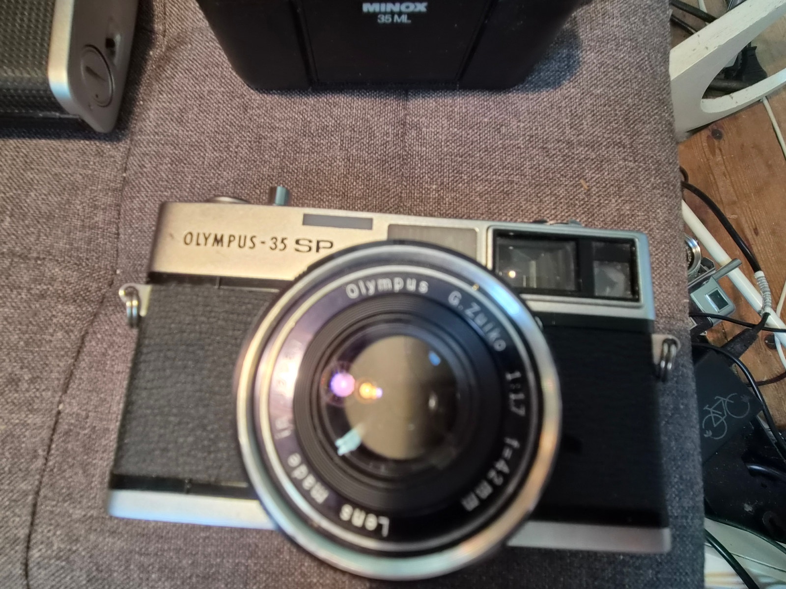 Olympus 35 SP analog kamera med G.Zuiko 42mm f/1.7 objektiv Ny
