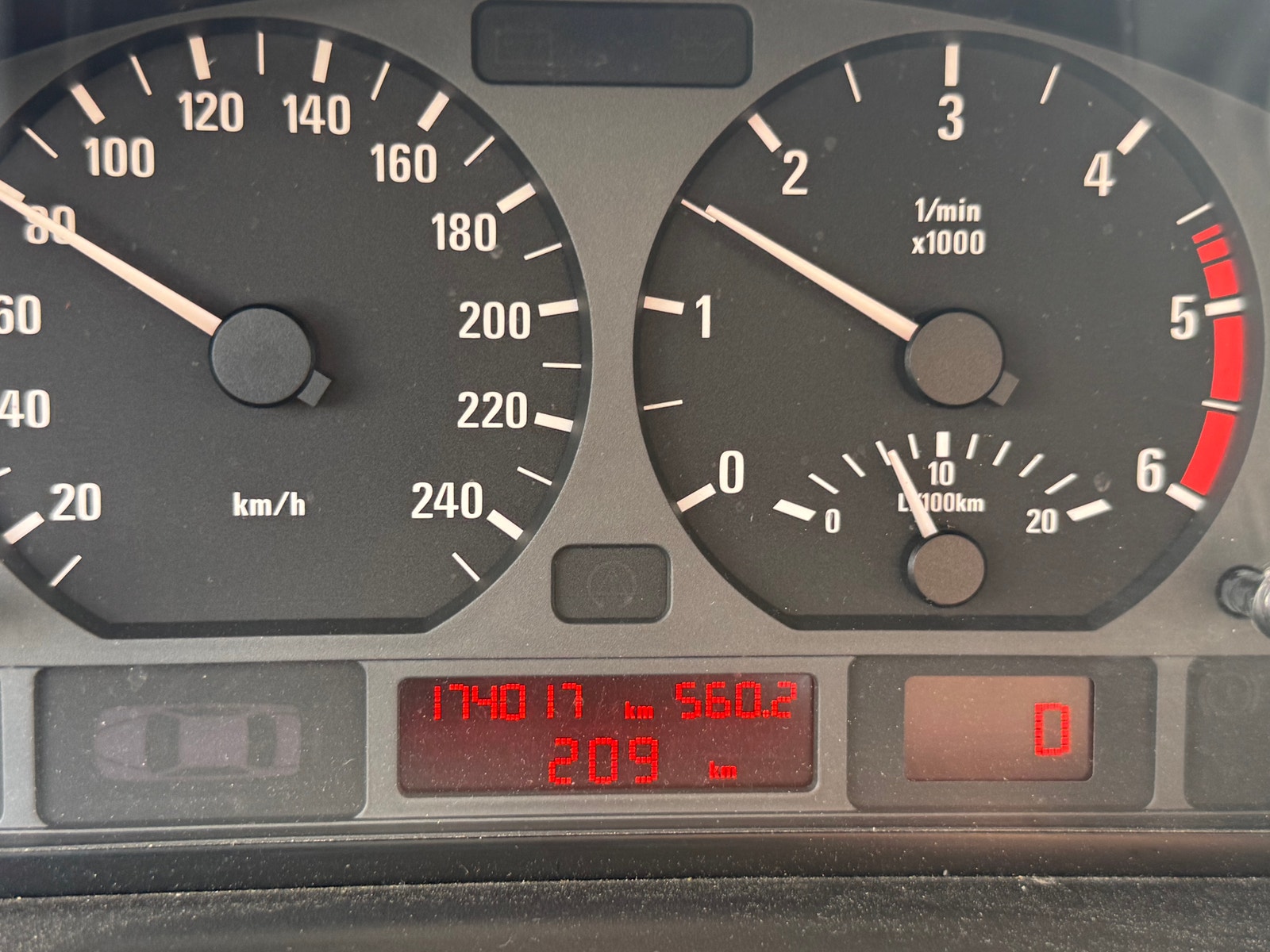 BMW 330d til salg hos Nabilli