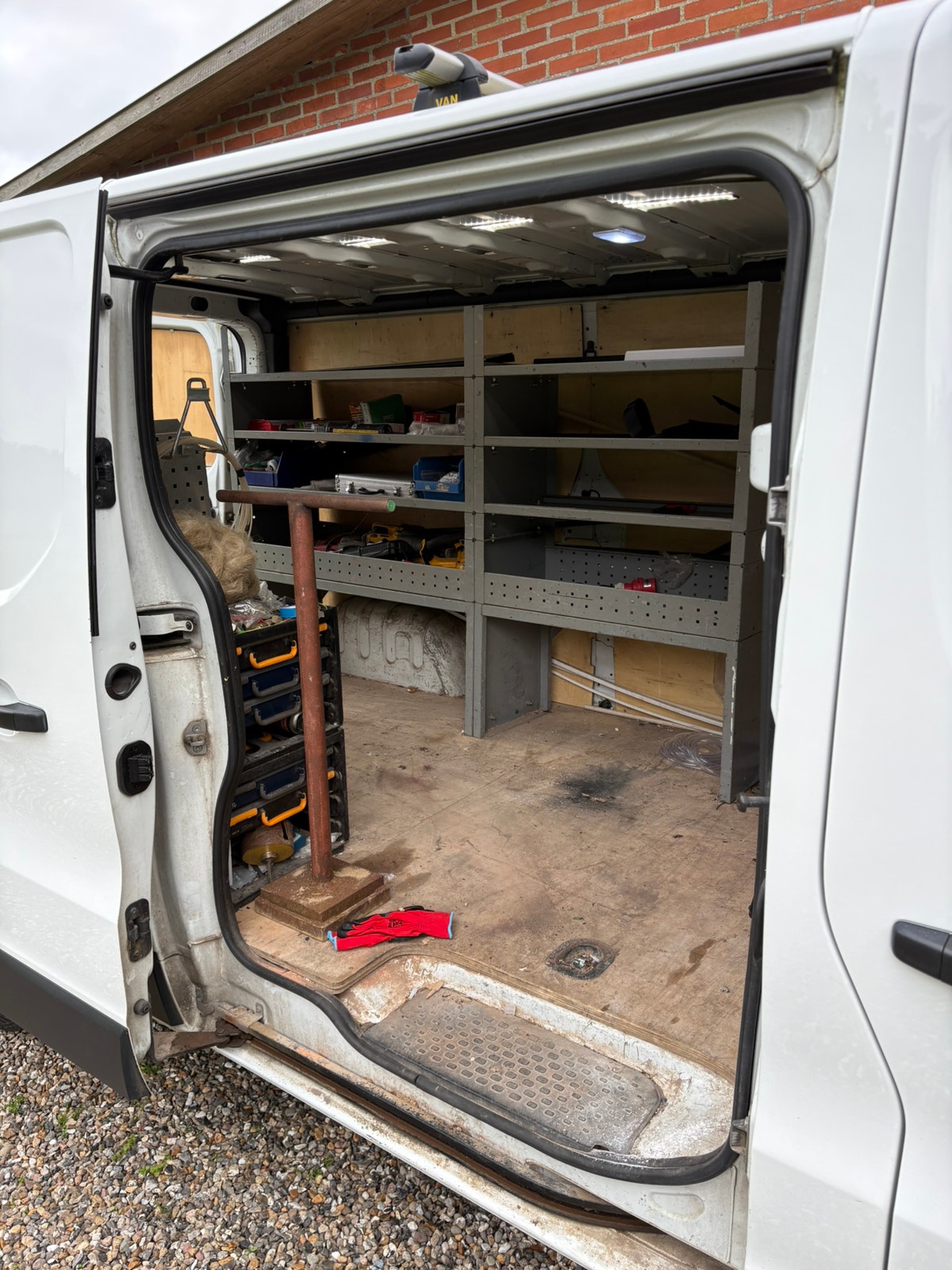 Nissan NV300 – billede 8