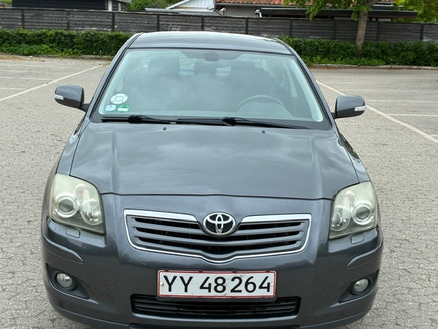 Toyota Avensis – billede 9