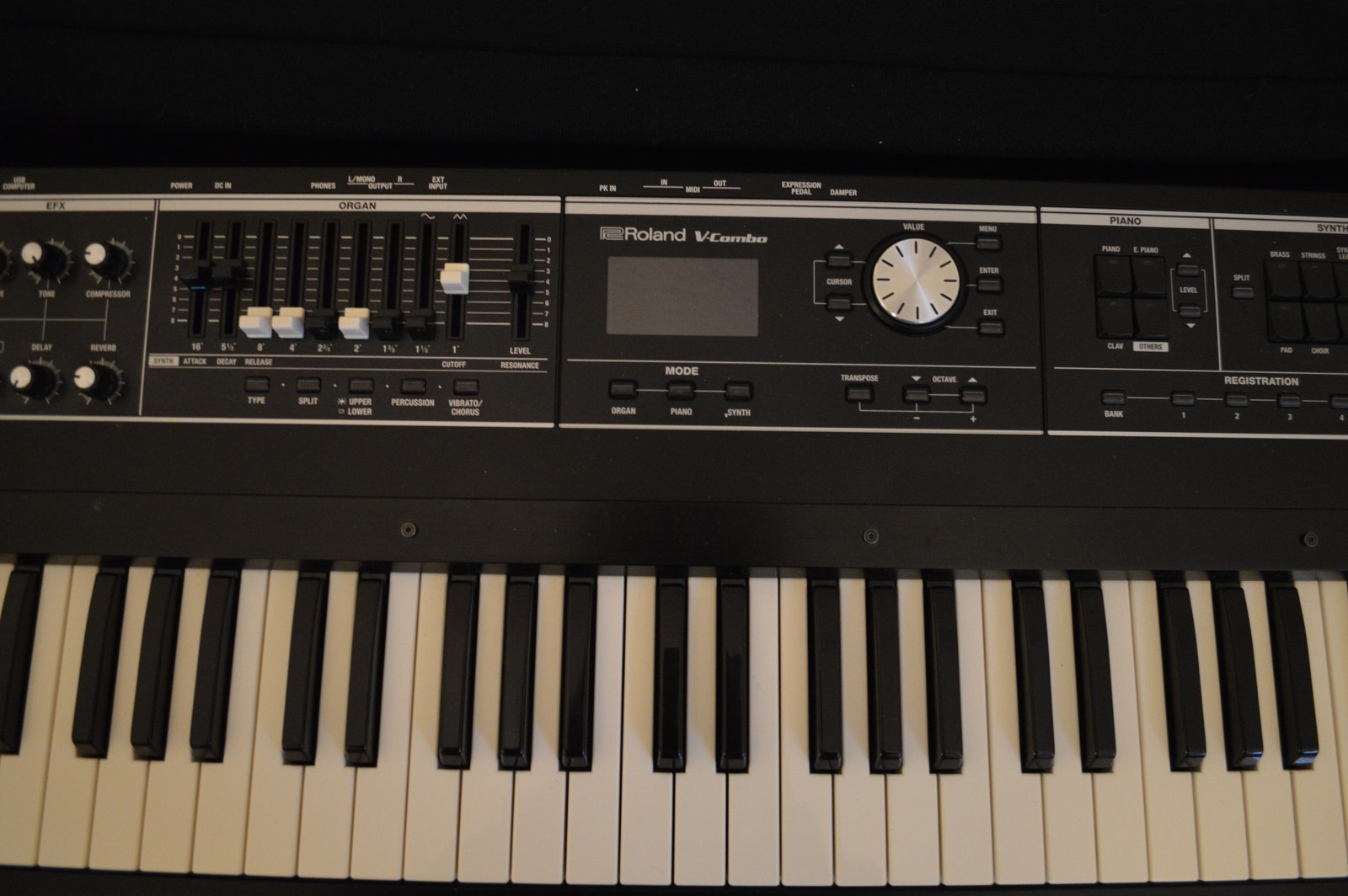 Roland VR 730 | DBA