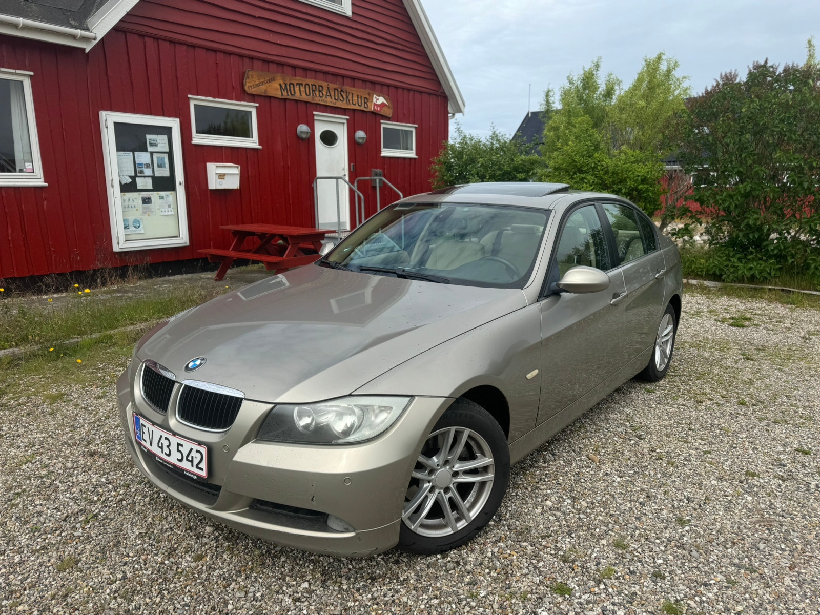 BMW 318d til salg hos Nabilli