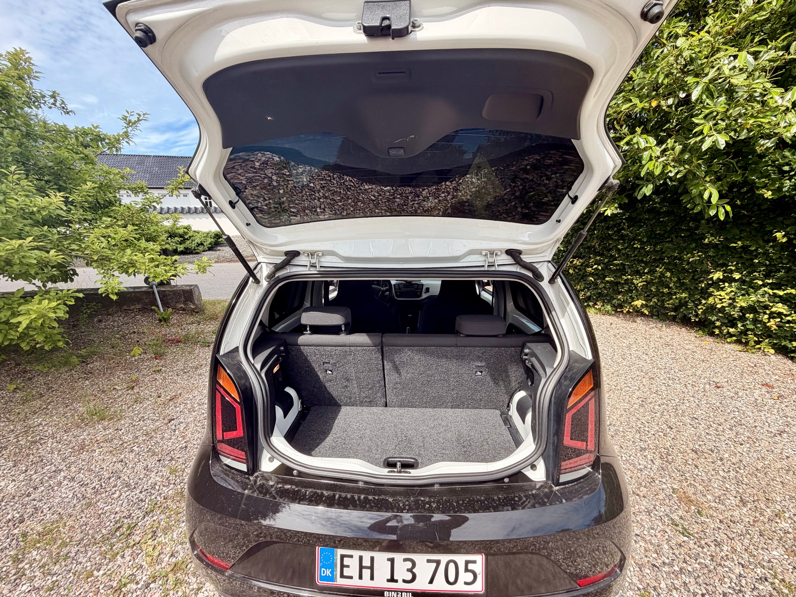 VW UP! til salg hos Nabilli