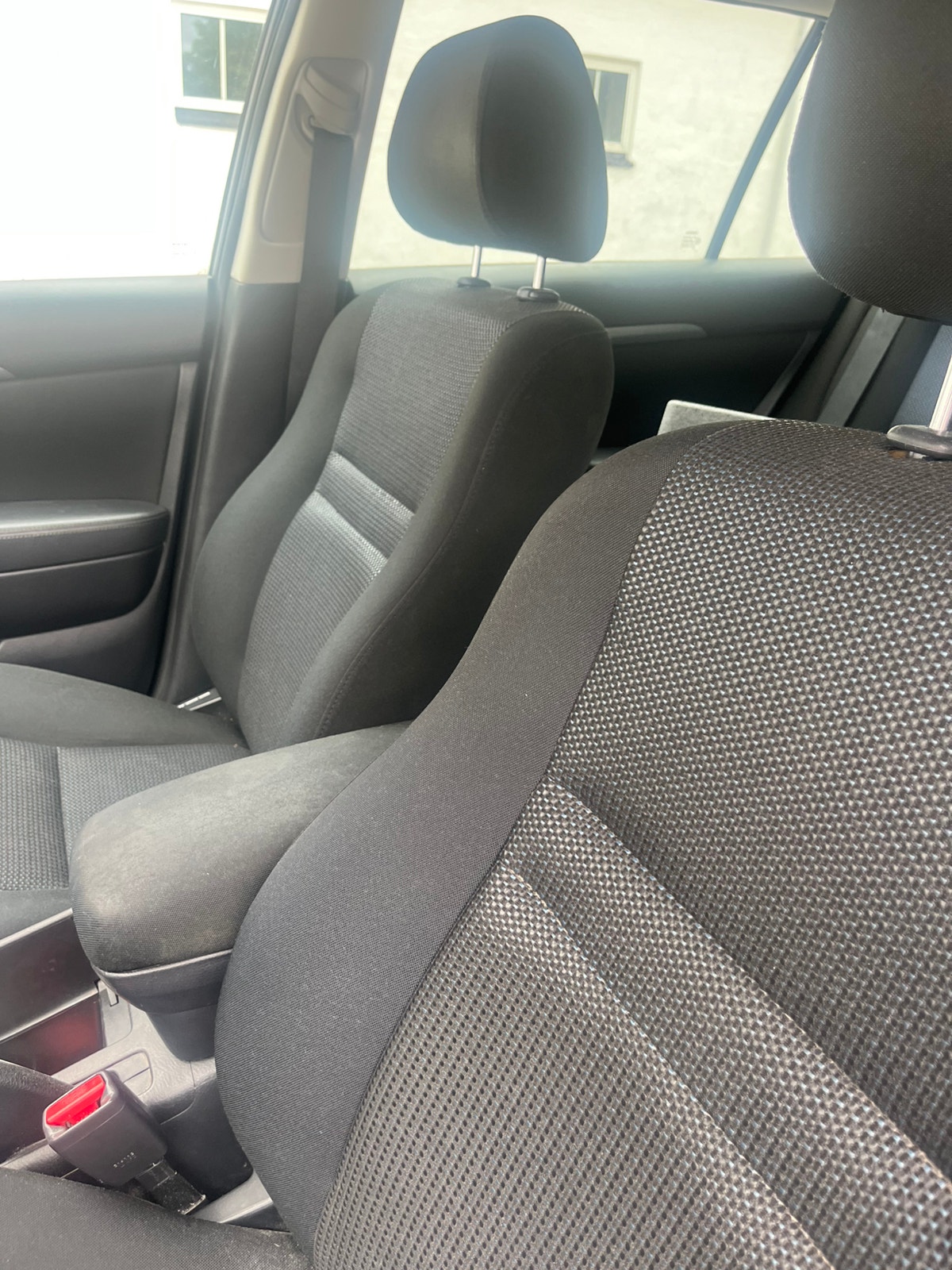 Toyota Avensis til salg hos Nabilli