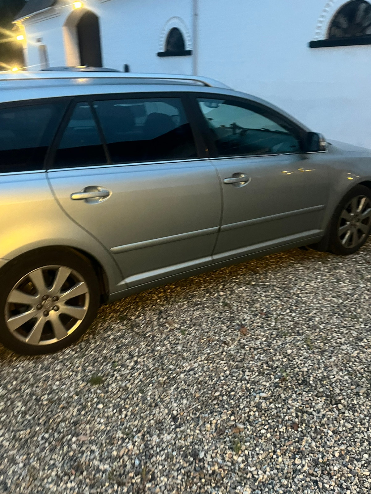 Toyota Avensis til salg hos Nabilli
