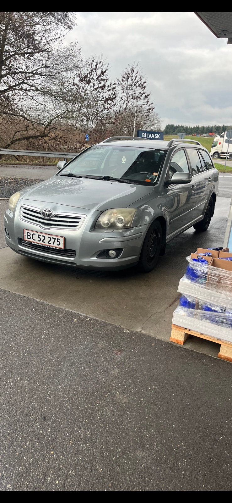 Toyota Avensis til salg hos Nabilli