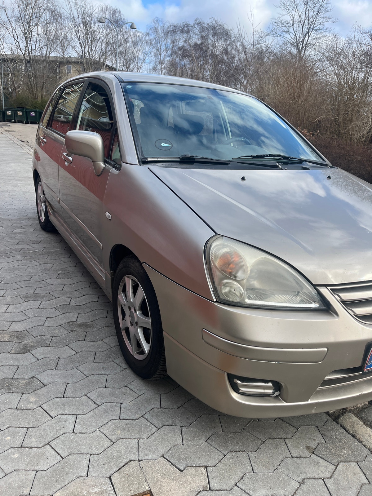 Suzuki Liana til salg hos Nabilli