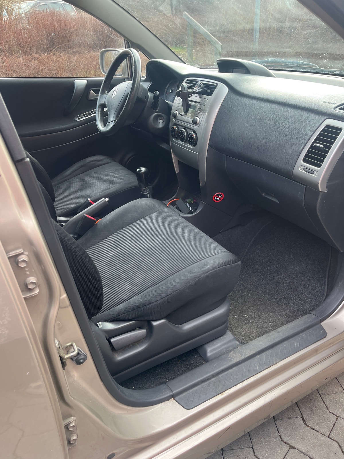Suzuki Liana til salg hos Nabilli