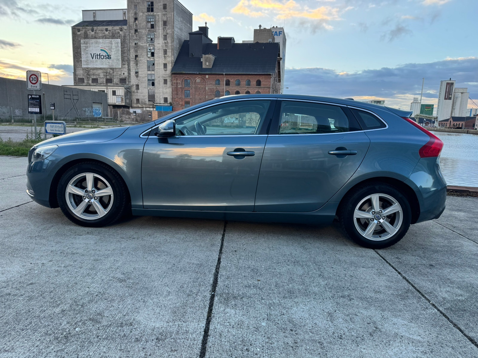 Volvo V40 til salg hos Nabilli