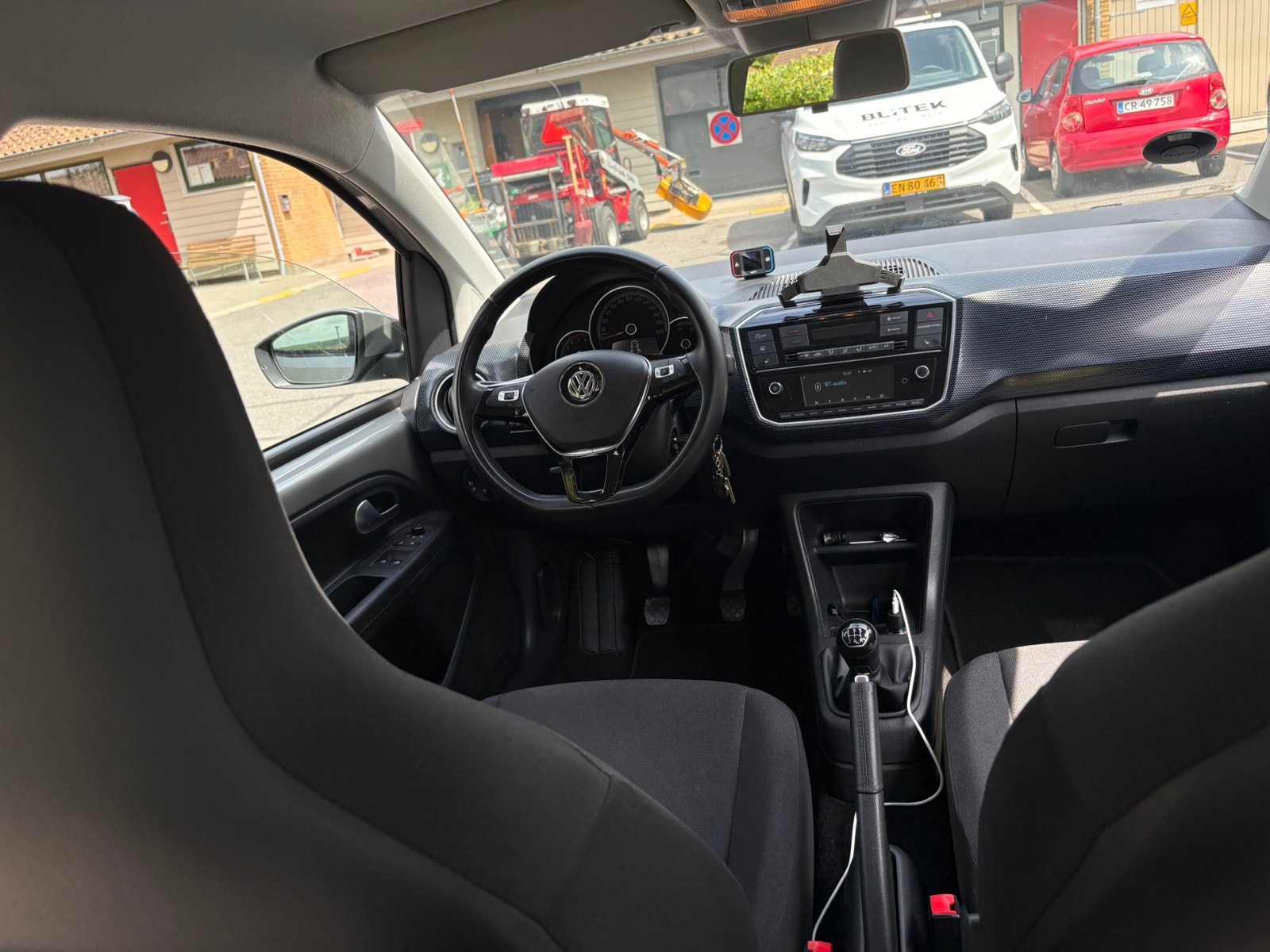VW UP! til salg hos Nabilli