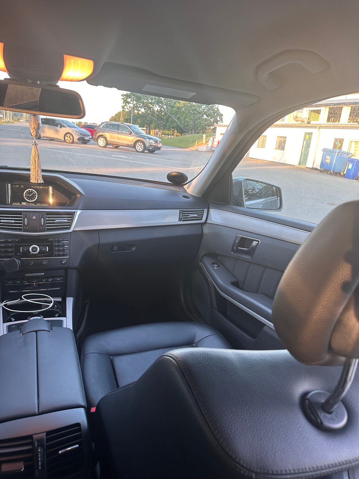 Mercedes E220 til salg hos Nabilli