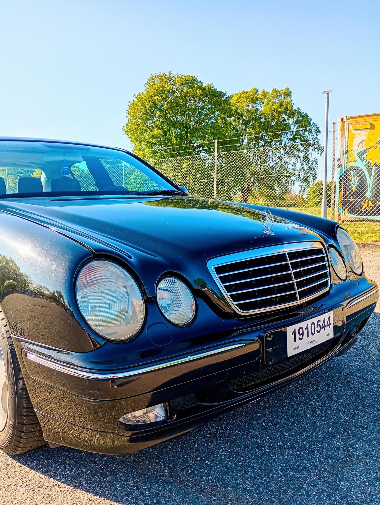 Mercedes E320 til salg hos Nabilli