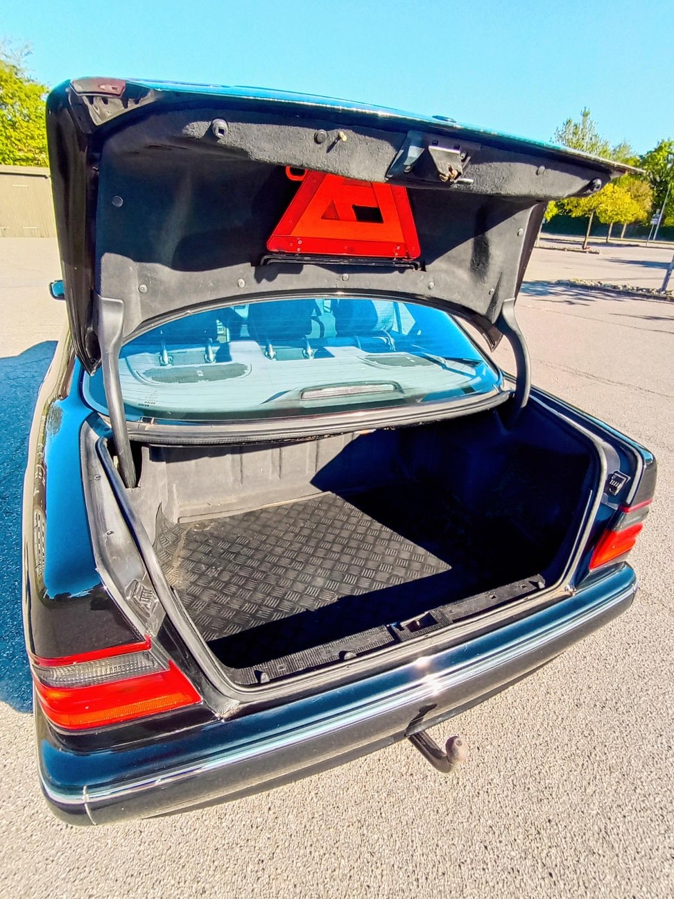 Mercedes E320 til salg hos Nabilli