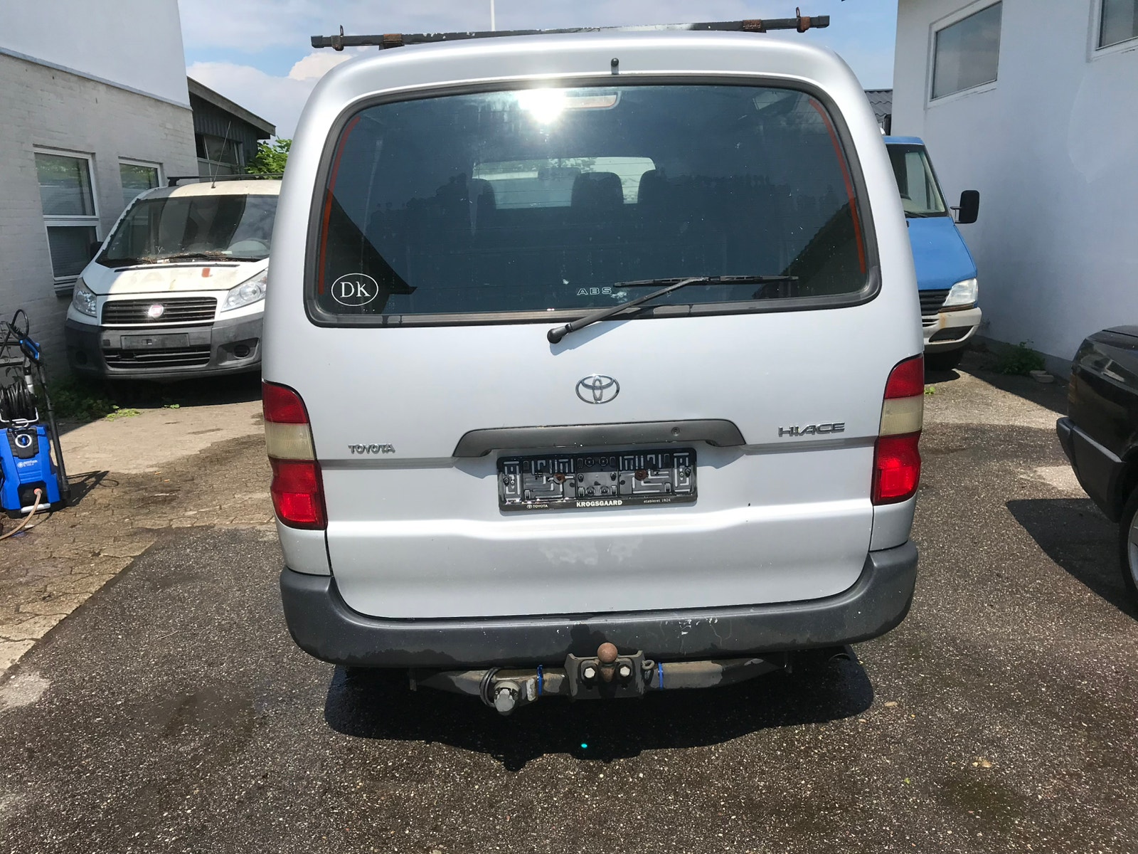Toyota HiAce til salg hos Nabilli