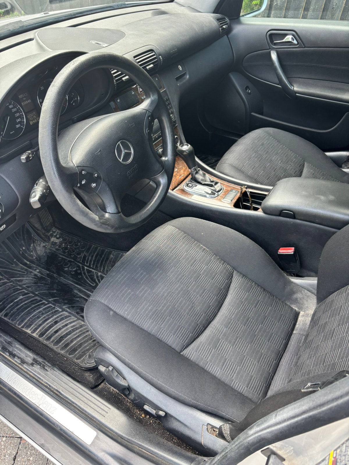 Mercedes C220 til salg hos Nabilli