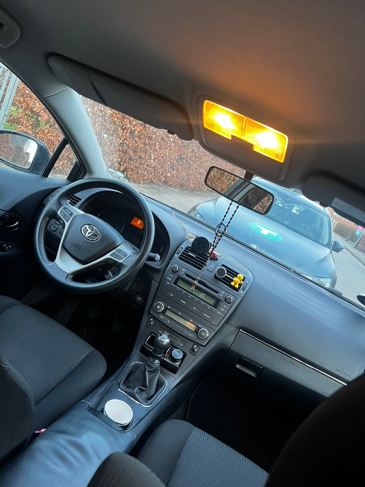 Toyota Avensis til salg hos Nabilli