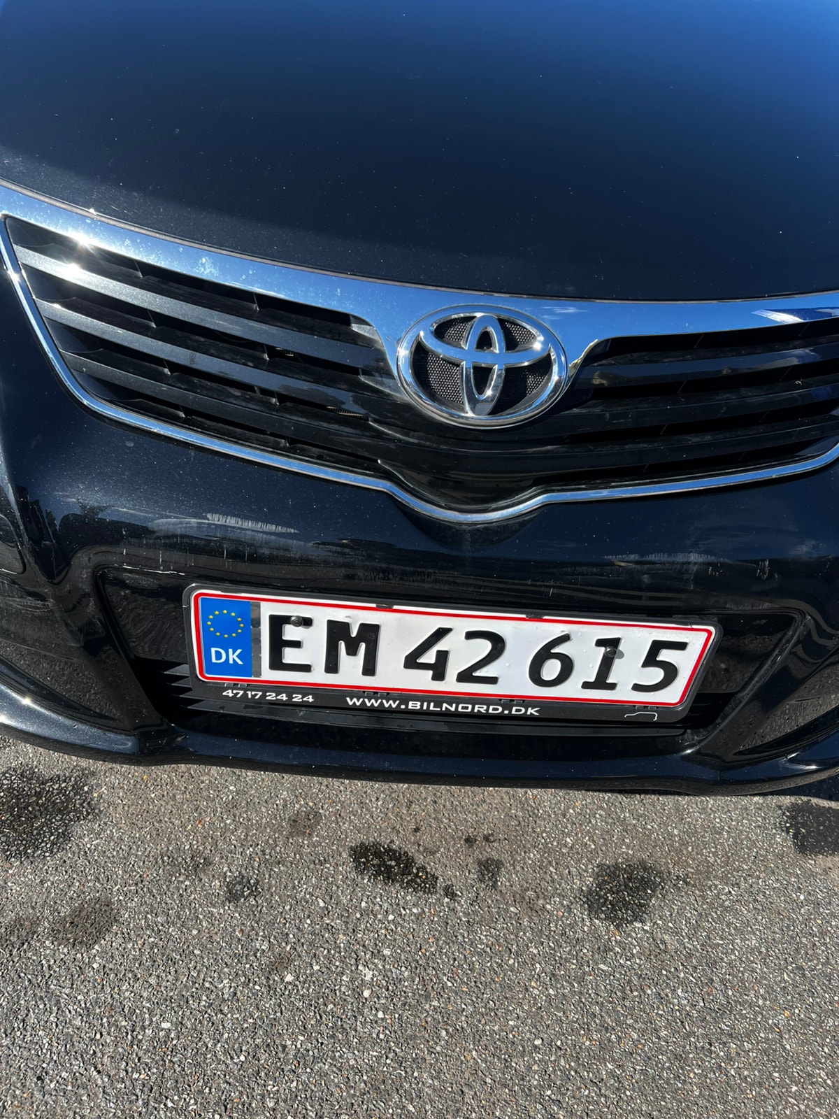 Toyota Avensis til salg hos Nabilli