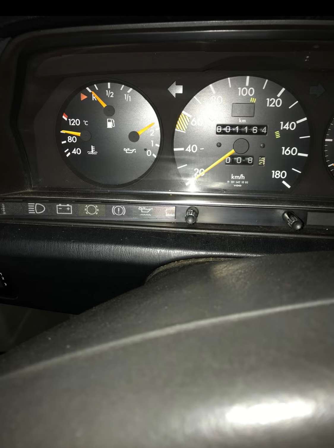 Mercedes 190 til salg hos Nabilli