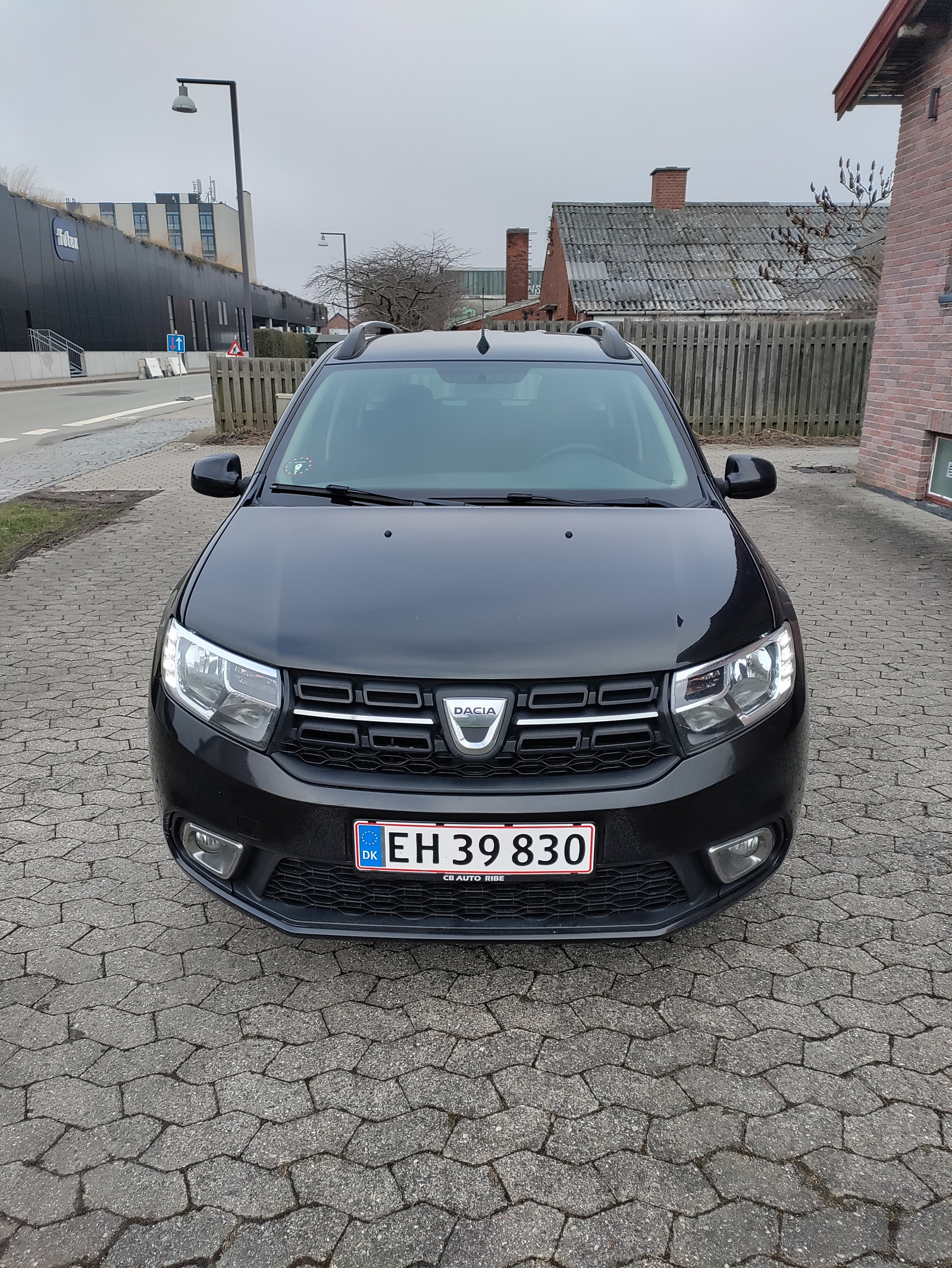 Dacia Logan til salg hos Nabilli