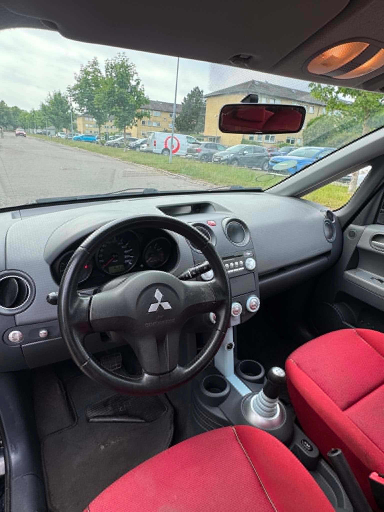 Mitsubishi Colt til salg hos Nabilli