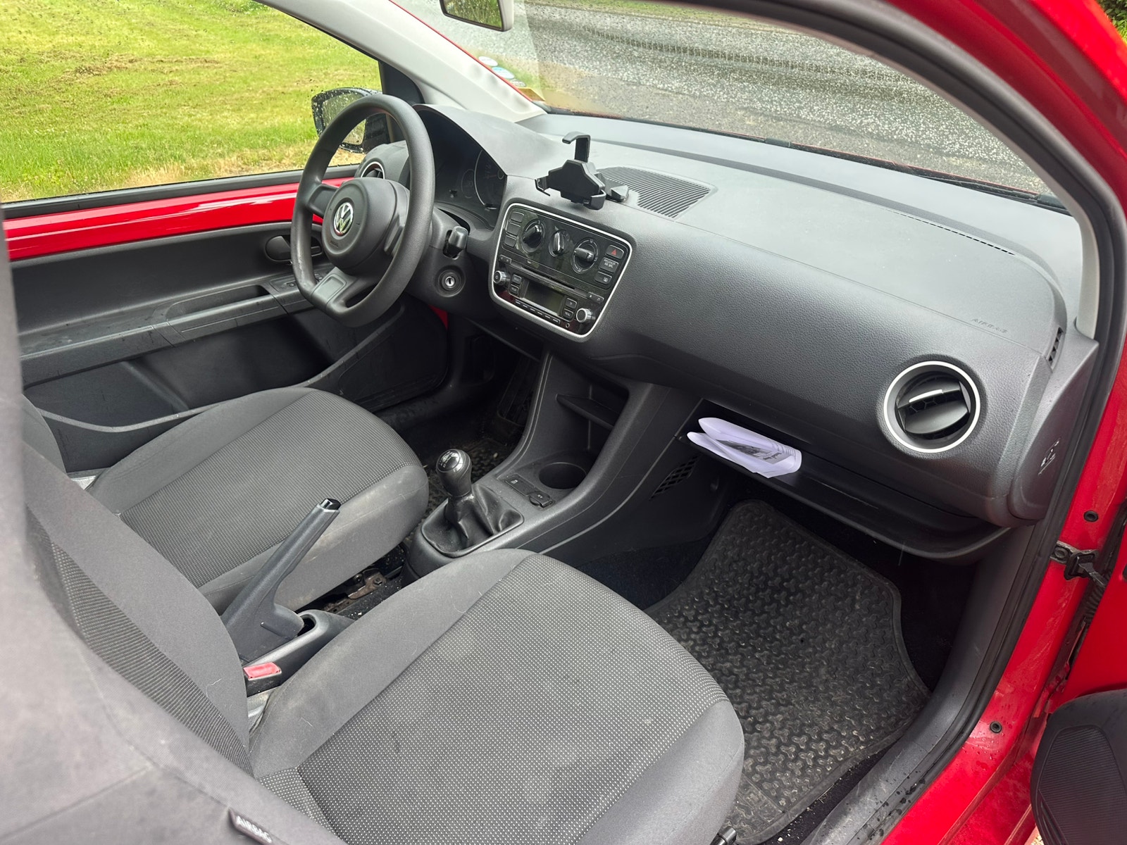 VW UP! til salg hos Nabilli